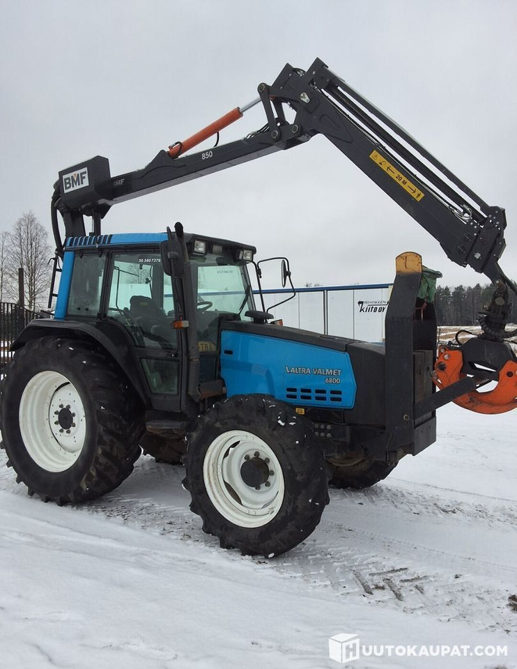 Valmet 6800 + PMF 850 crane + trailer BMF 9T, Leppävirta - Farm tractor: picture 1 Valmet 6800 + PMF 850 crane + trailer BMF 9T, Leppävirta - Farm tractor: picture 1