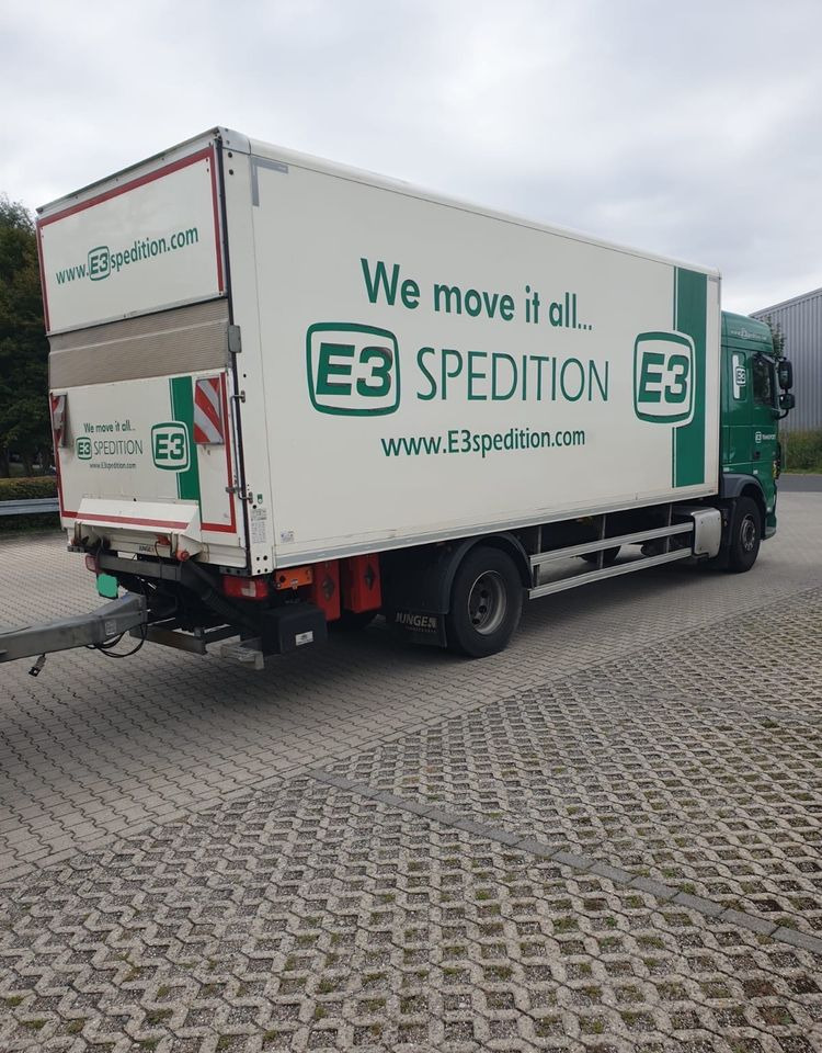 DAF XF ZESTAW TANDEM 2021 ORYGINALNY PRZEBIEG z Niemiec / PRZEJAZDOWY Z WINDĄ / - Box truck: picture 2 DAF XF ZESTAW TANDEM 2021 ORYGINALNY PRZEBIEG z Niemiec / PRZEJAZDOWY Z WINDĄ / - Box truck: picture 2