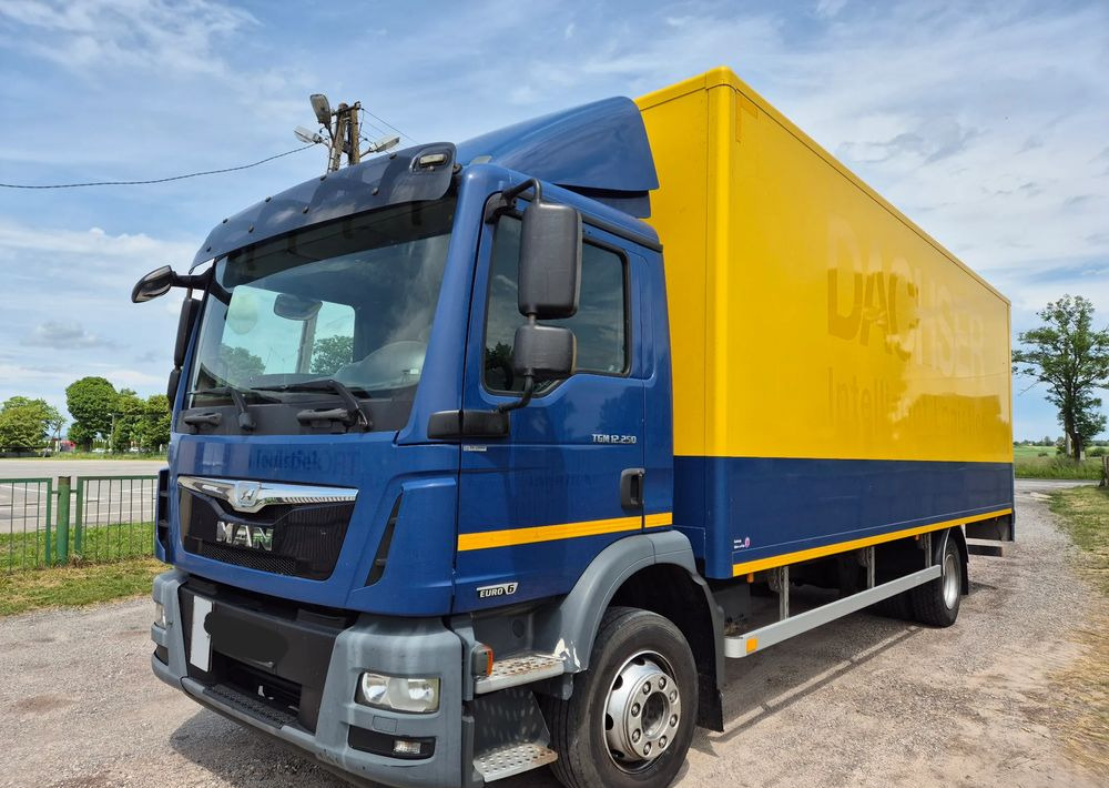 MAN TGM TGL 12.250 z Holandii KLIMA 7.2m AUTOMAT WINDA TOP CENA euro 6 nauka jazdy ESP ASR - Box truck: picture 3 MAN TGM TGL 12.250 z Holandii KLIMA 7.2m AUTOMAT WINDA TOP CENA euro 6 nauka jazdy ESP ASR - Box truck: picture 3