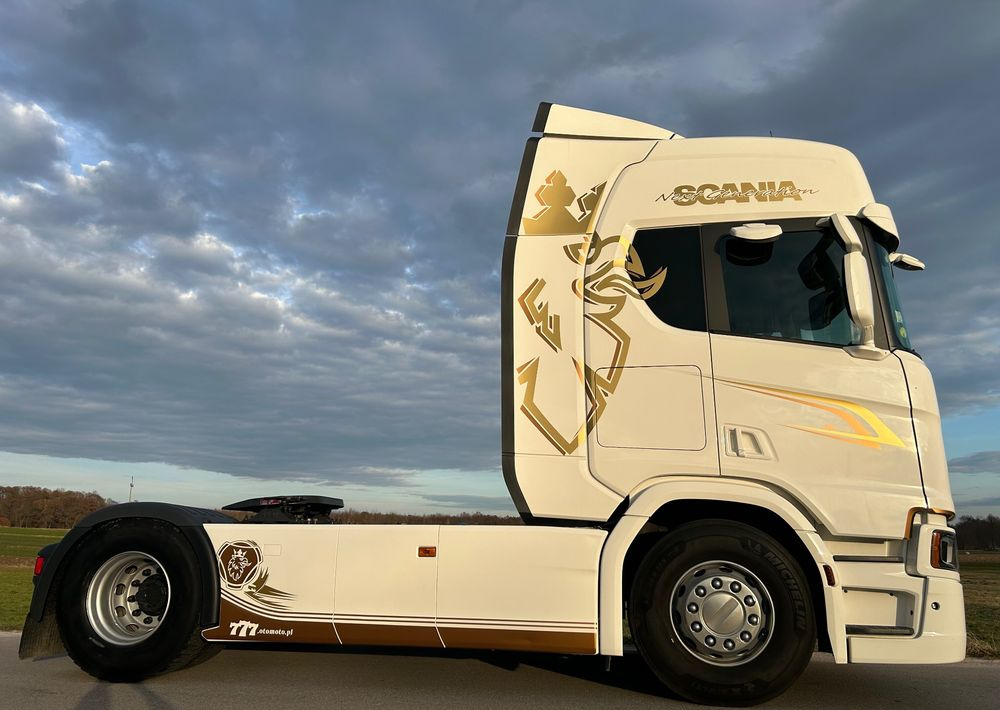 Scania R500 FULL AIR 2019 10x poduszki KLIMA POSTOJOWA / RETARDER / FULL SPOJLER / TOP STAN / od jedynego właściciela ! HYDRAULIKA spod beczki spożywczej ! / do wywrotu ruchomej podłogi beczki TOP TOP - Tractor truck: picture 4 Scania R500 FULL AIR 2019 10x poduszki KLIMA POSTOJOWA / RETARDER / FULL SPOJLER / TOP STAN / od jedynego właściciela ! HYDRAULIKA spod beczki spożywczej ! / do wywrotu ruchomej podłogi beczki TOP TOP - Tractor truck: picture 4