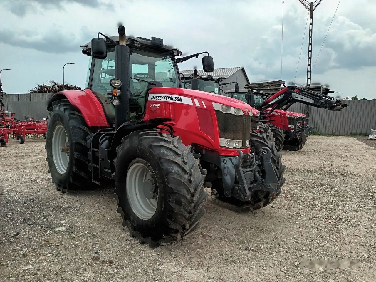 Massey Ferguson 7726 Dyna VT - Farm tractor: picture 1 Massey Ferguson 7726 Dyna VT - Farm tractor: picture 1
