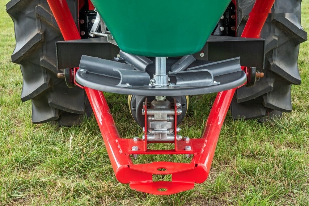 Pronar FD1-M03 - Fertilizer spreader: picture 3 Pronar FD1-M03 - Fertilizer spreader: picture 3