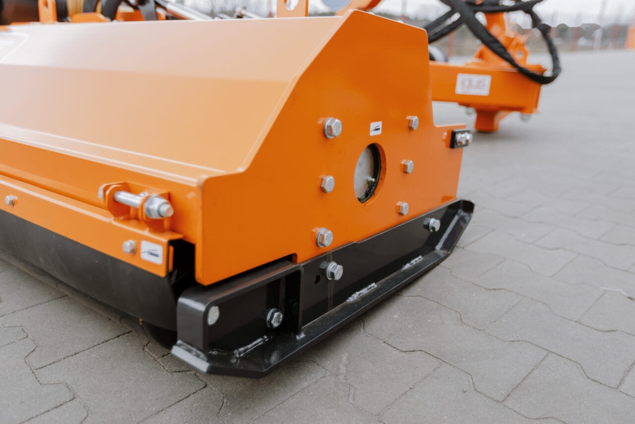 Talex Kosiarka tylno-boczna 2,0m Leopard RB - Flail mower/ Mulcher: picture 5 Talex Kosiarka tylno-boczna 2,0m Leopard RB - Flail mower/ Mulcher: picture 5