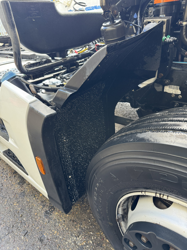 Ford F-Max - Fender: picture 2 Ford F-Max - Fender: picture 2