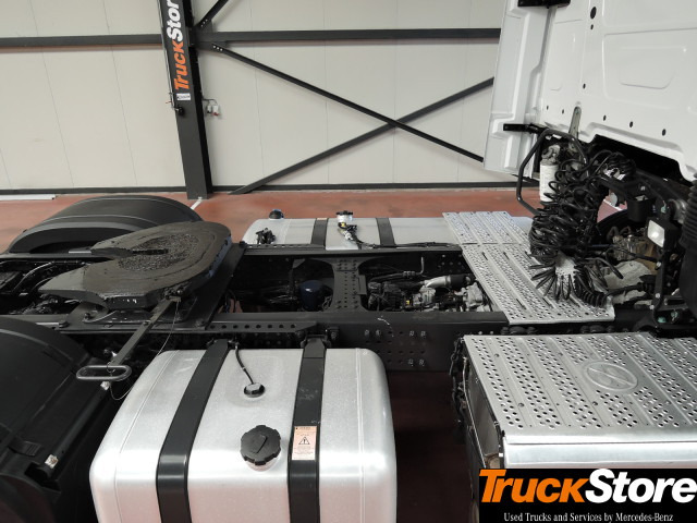 Mercedes-Benz Actros 1845 LS - Tractor truck: picture 2 Mercedes-Benz Actros 1845 LS - Tractor truck: picture 2