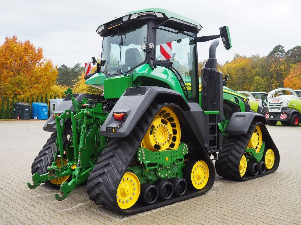 John Deere 8RX 410  - Farm tractor: picture 3 John Deere 8RX 410  - Farm tractor: picture 3