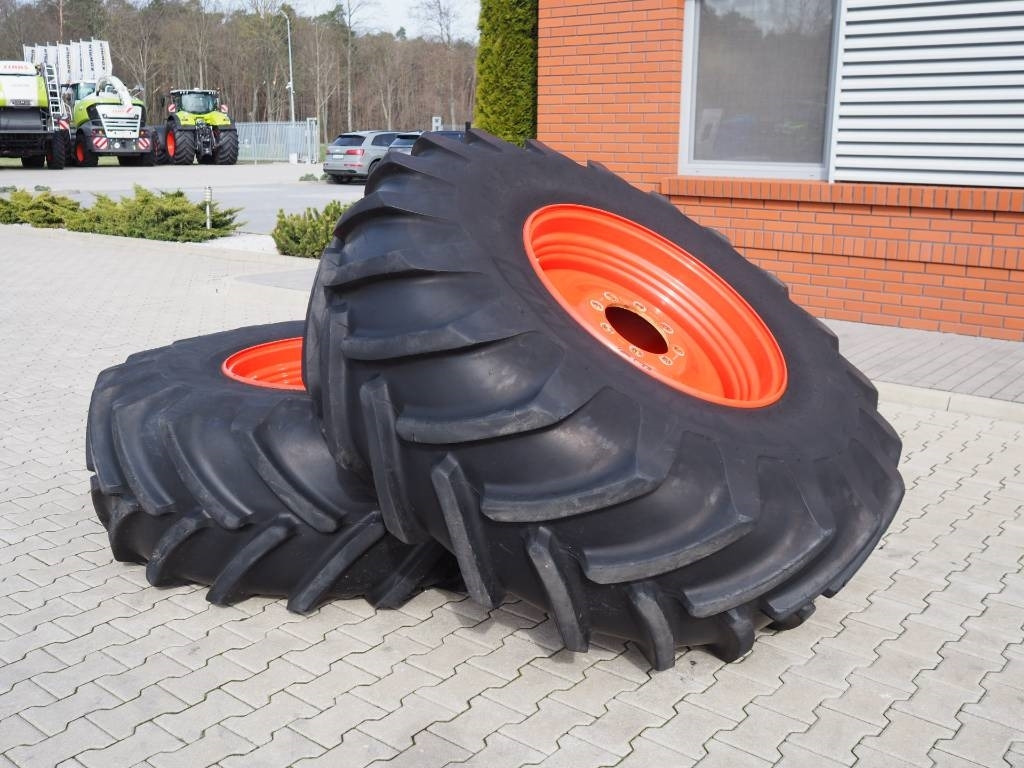 Michelin Agricultural Wheels 650/75 R32 - Claas Jaguar - Tire for Agricultural machinery: picture 3 Michelin Agricultural Wheels 650/75 R32 - Claas Jaguar - Tire for Agricultural machinery: picture 3