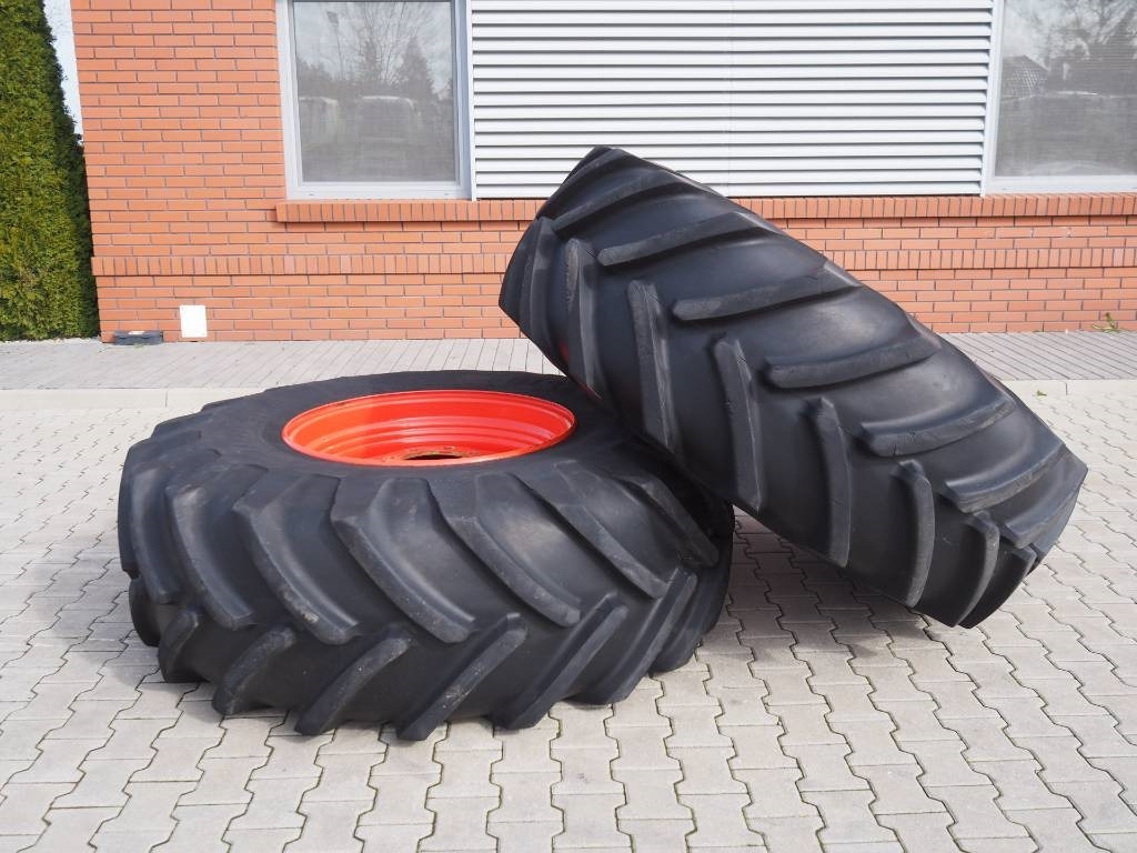 Michelin Agricultural Wheels 650/75 R32 - Claas Jaguar - Tire for Agricultural machinery: picture 2 Michelin Agricultural Wheels 650/75 R32 - Claas Jaguar - Tire for Agricultural machinery: picture 2