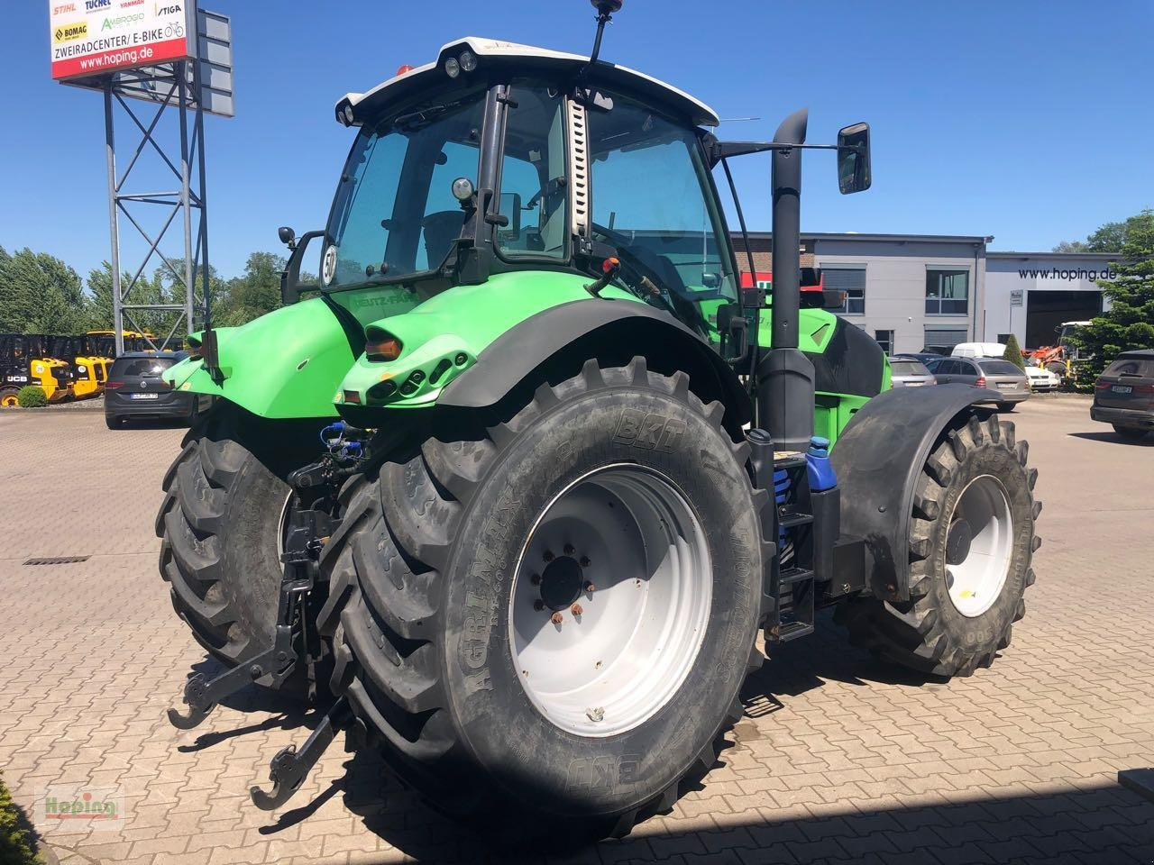 Deutz-Fahr 7210 TTV - Farm tractor: picture 5 Deutz-Fahr 7210 TTV - Farm tractor: picture 5
