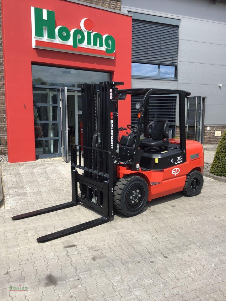 EP Equipment EFL 352 - Electric forklift: picture 2 EP Equipment EFL 352 - Electric forklift: picture 2