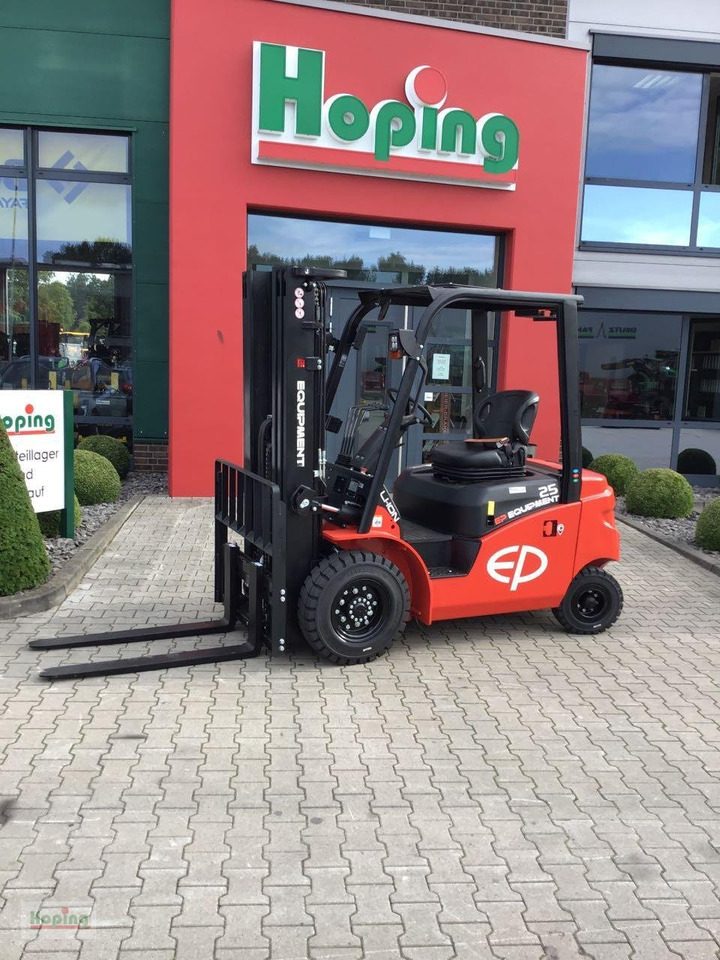 EP Equipment EFL253 - Electric forklift: picture 1 EP Equipment EFL253 - Electric forklift: picture 1