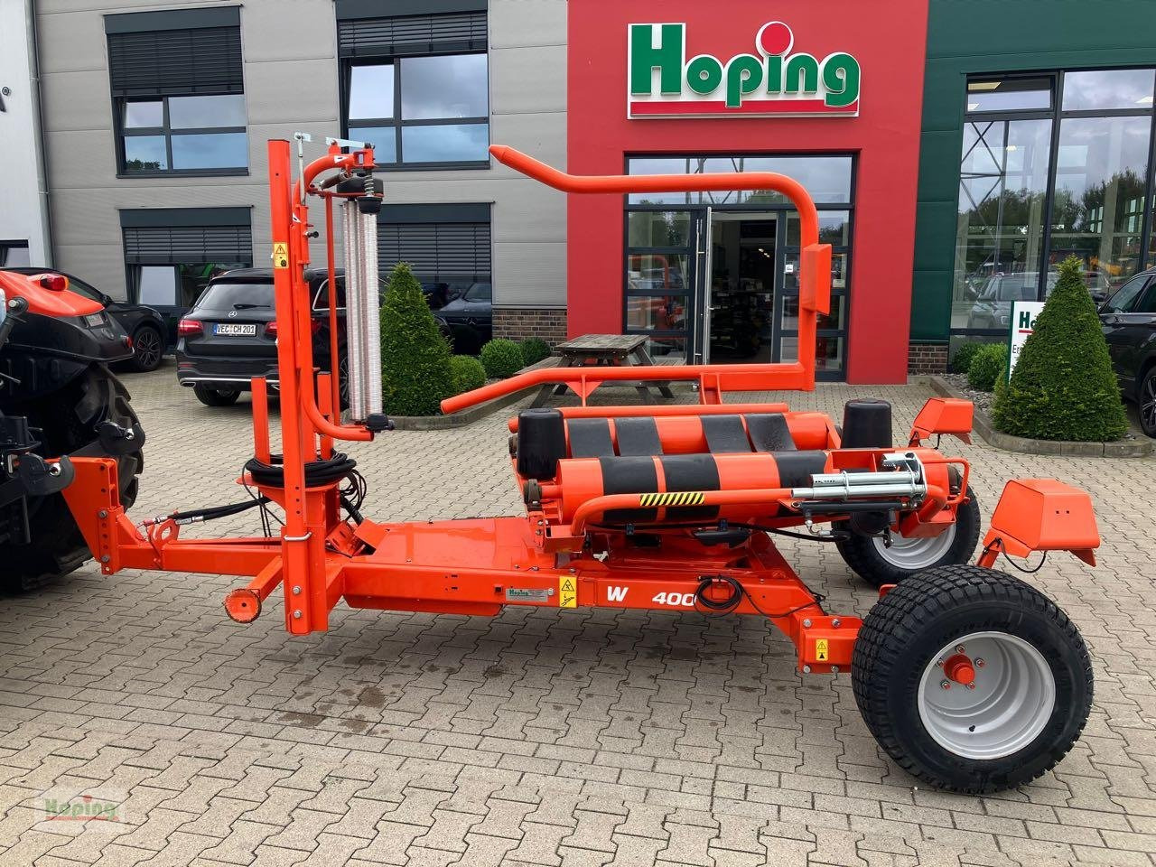 Kubota WR1400 - Bale wrapper: picture 2 Kubota WR1400 - Bale wrapper: picture 2