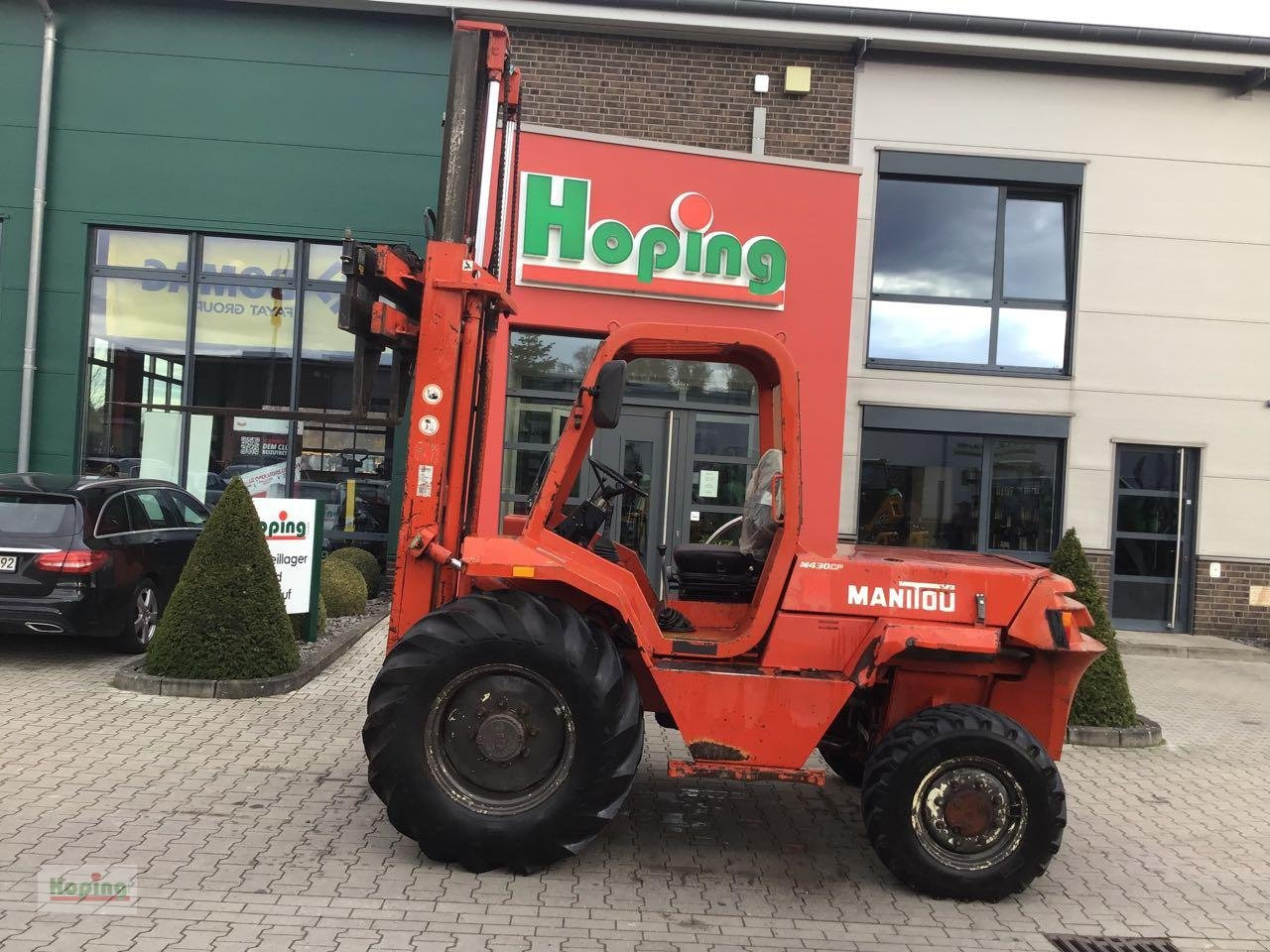 Manitou M430CP - Rough terrain forklift: picture 2 Manitou M430CP - Rough terrain forklift: picture 2