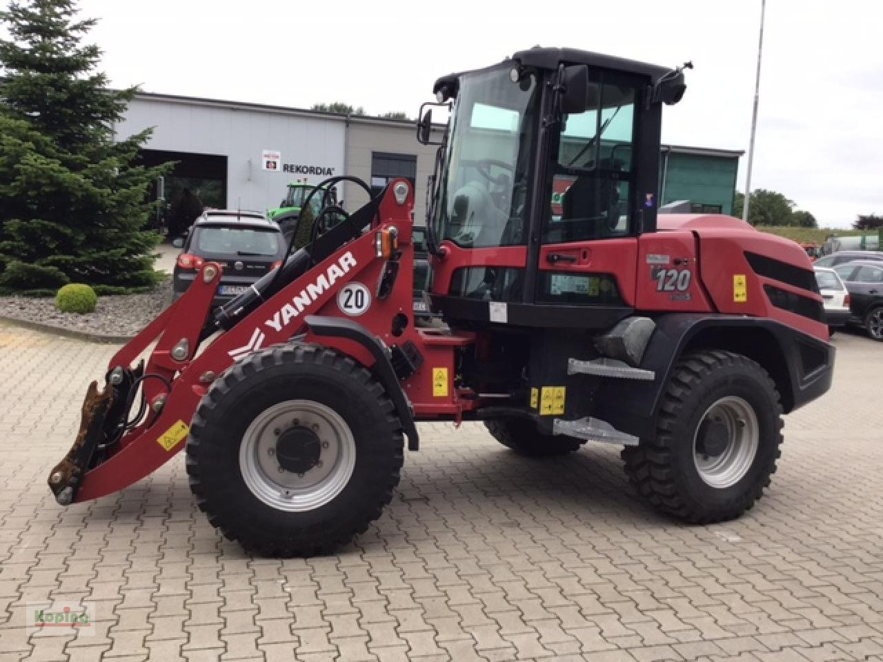 Yanmar V120/5 - Wheel loader: picture 4 Yanmar V120/5 - Wheel loader: picture 4