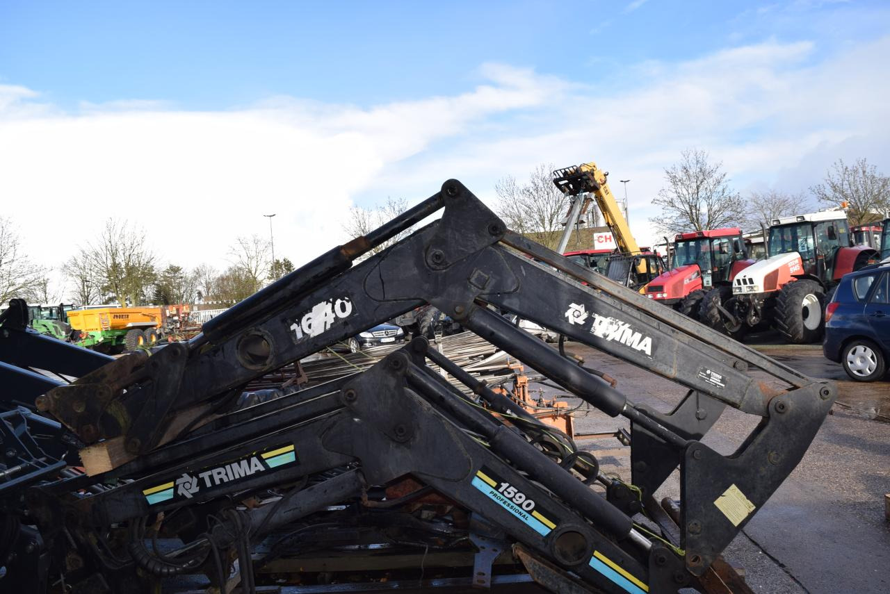 Baas Trima 1640 - Front loader for tractor: picture 1 Baas Trima 1640 - Front loader for tractor: picture 1