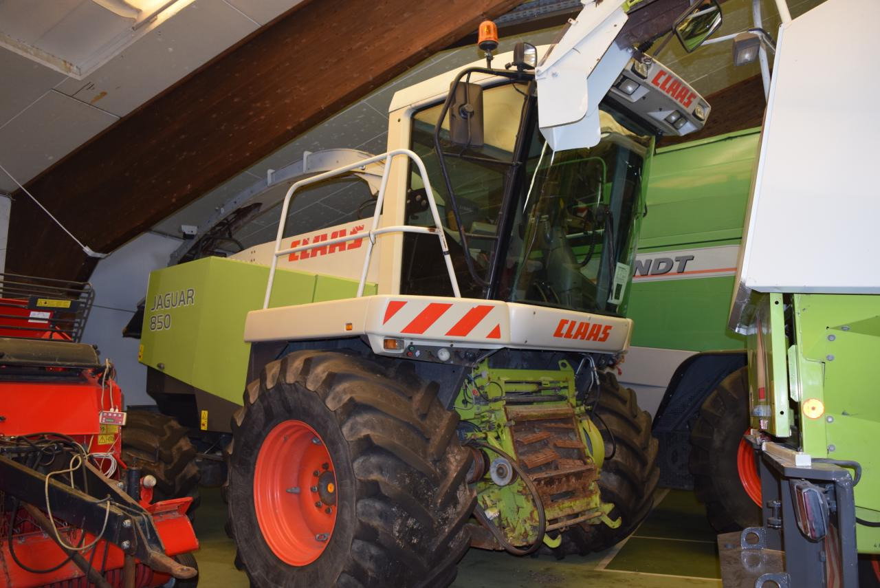 CLAAS Jaguar 850 - Forage harvester: picture 4 CLAAS Jaguar 850 - Forage harvester: picture 4