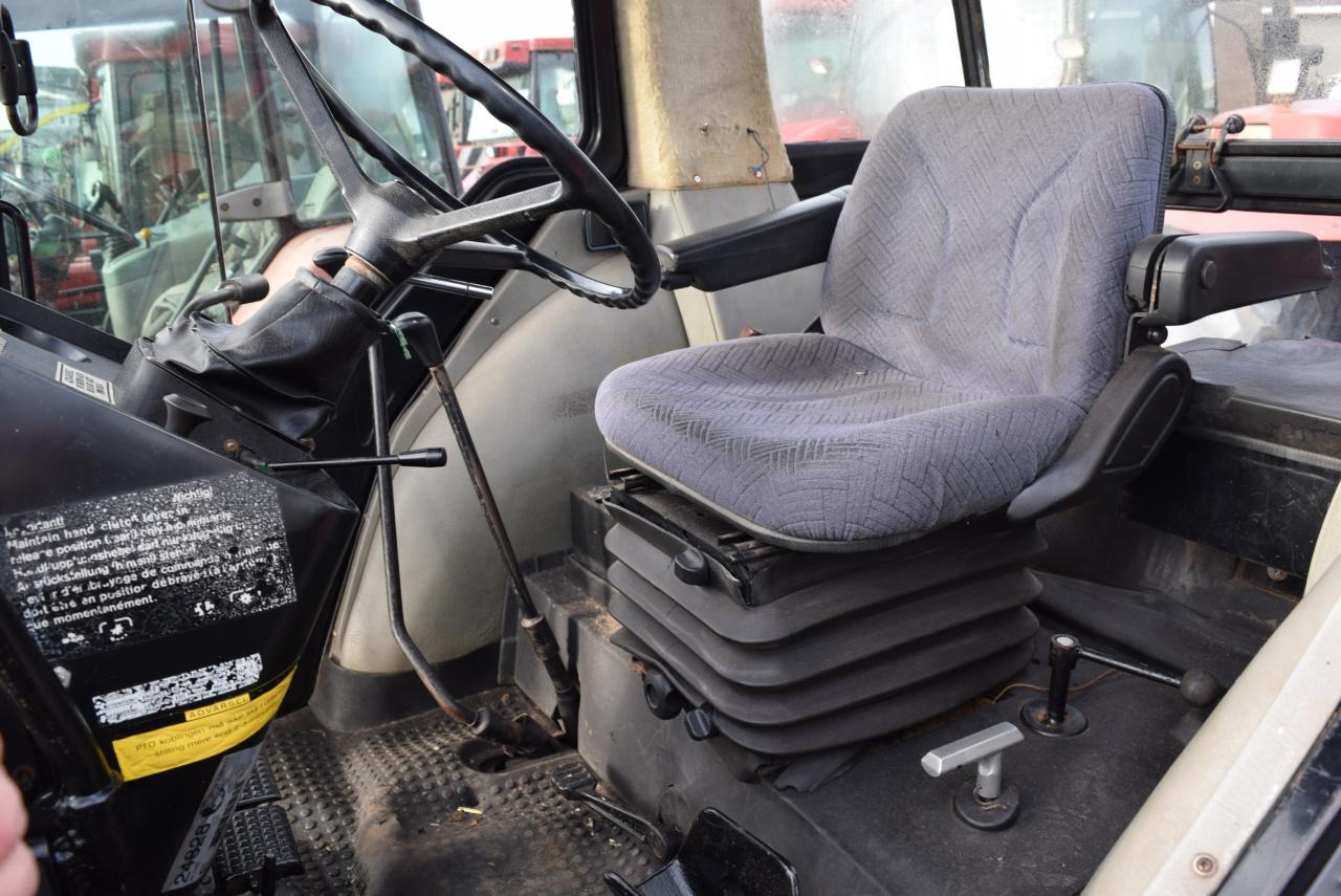 Farm tractor Case-IH 1455 XL A: picture 8