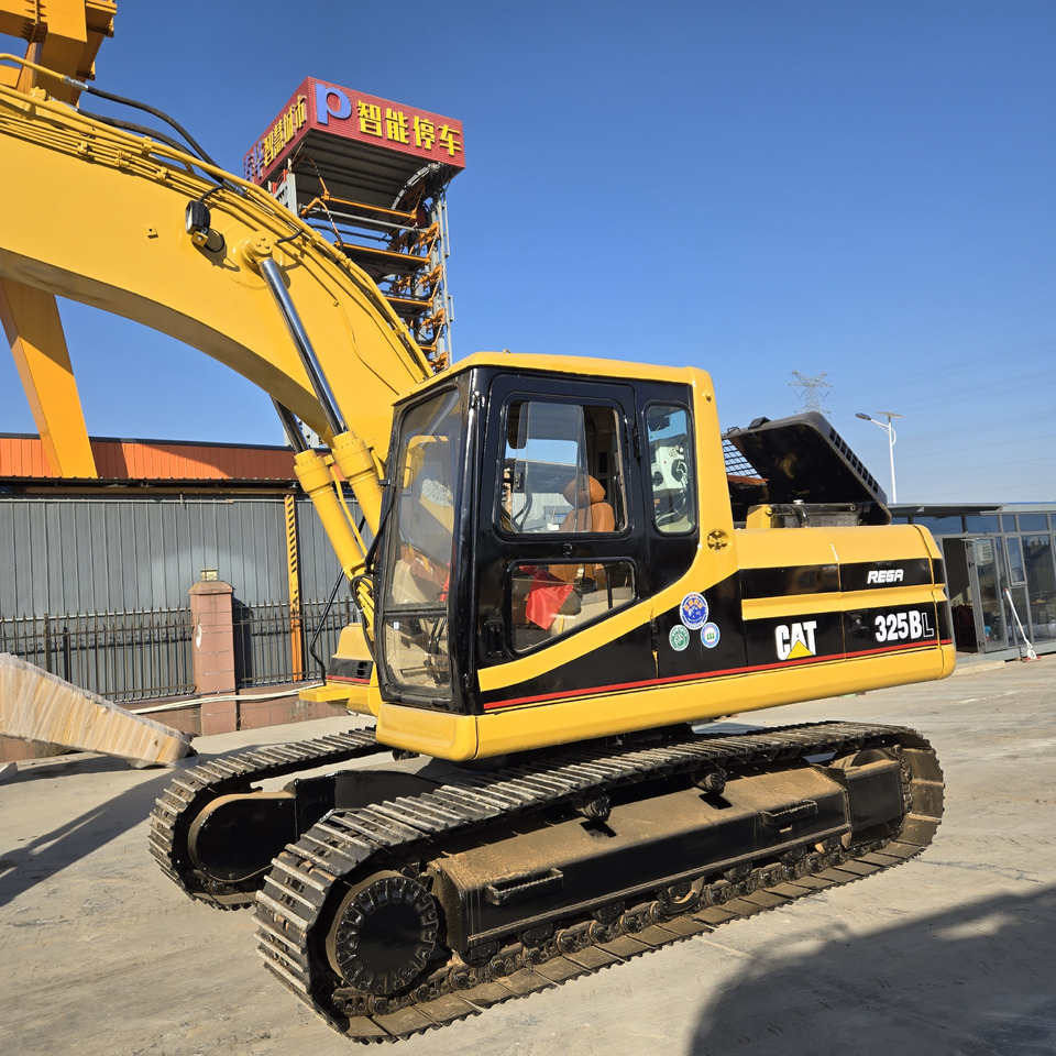 CATERPILLAR 325B - Crawler excavator: picture 5 CATERPILLAR 325B - Crawler excavator: picture 5