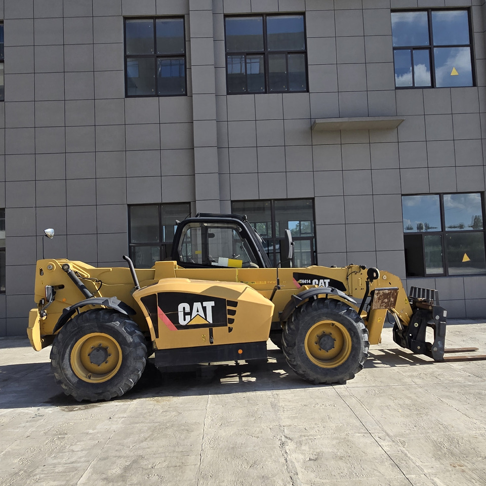 CATERPILLAR TH414 - Telescopic boom: picture 2 CATERPILLAR TH414 - Telescopic boom: picture 2