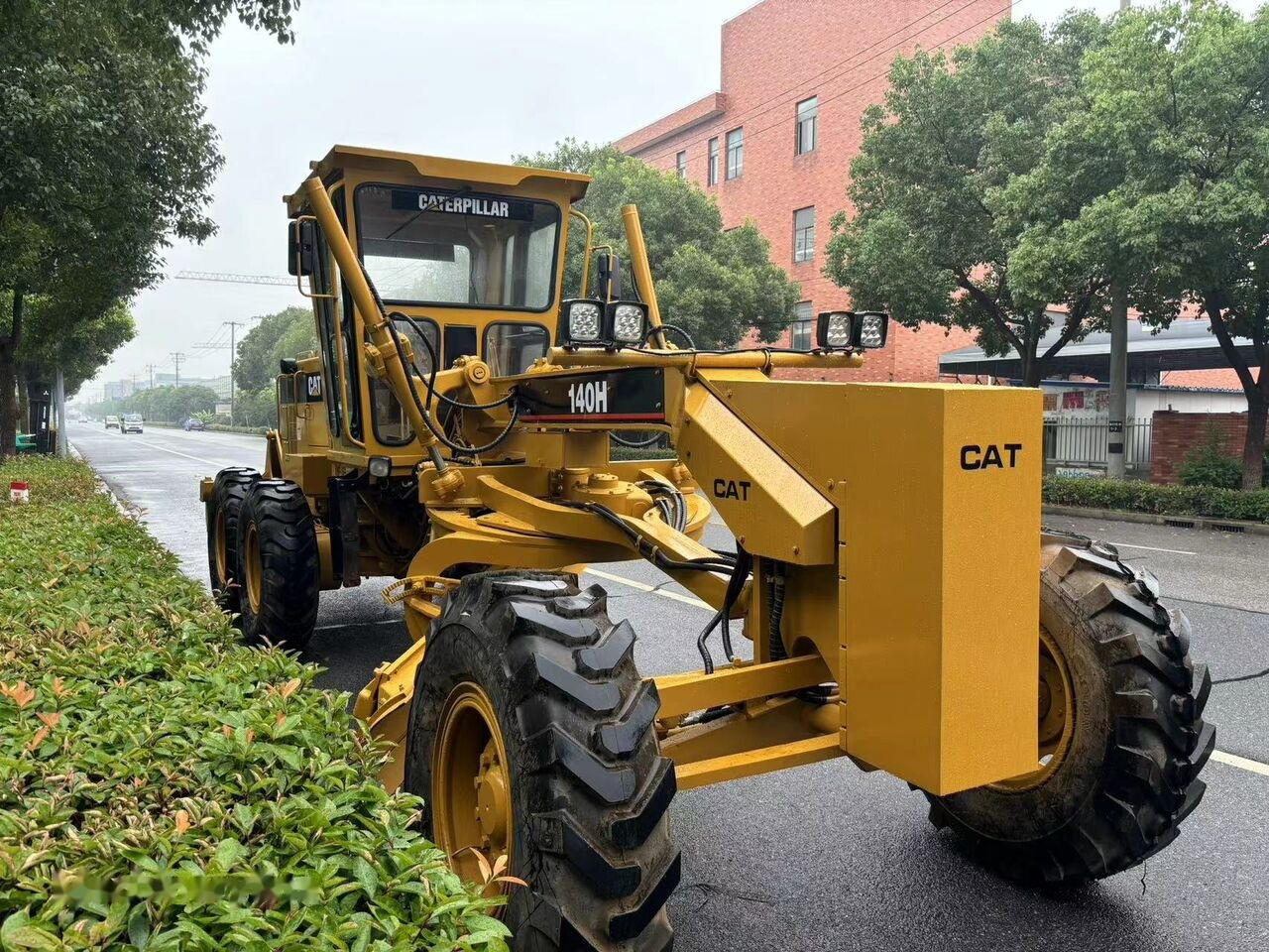 Grader Caterpillar 140H: picture 6
