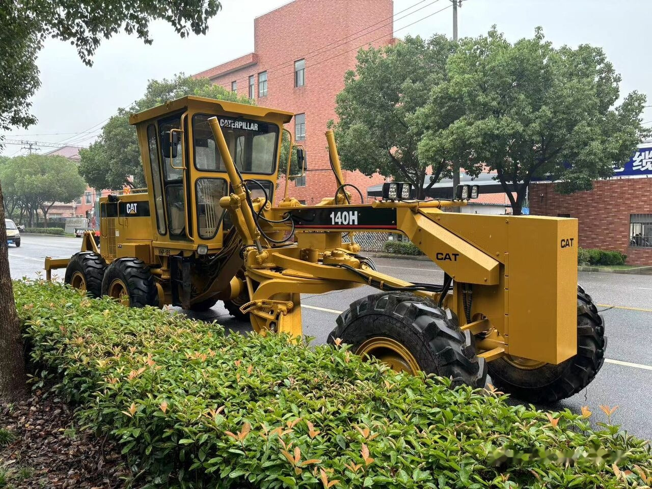 Grader Caterpillar 140H: picture 11
