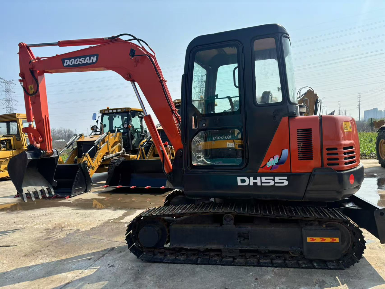 Doosan DH55 - Mini excavator: picture 3 Doosan DH55 - Mini excavator: picture 3