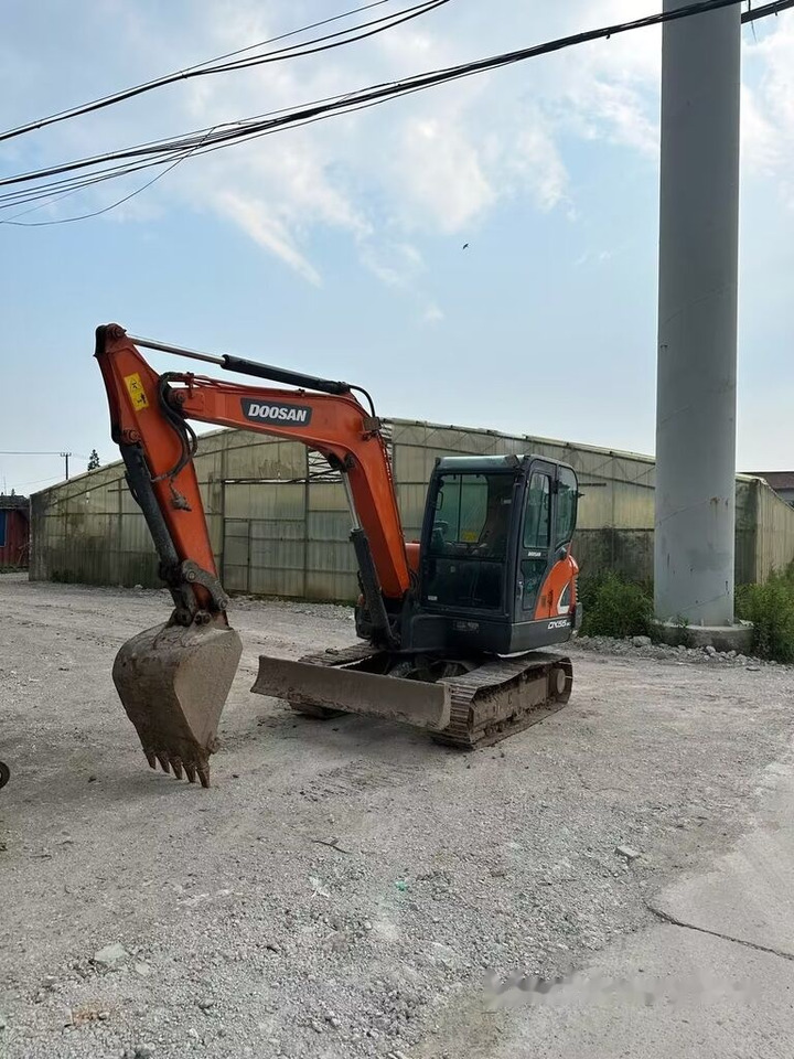 Doosan DX55 - Mini excavator: picture 2 Doosan DX55 - Mini excavator: picture 2