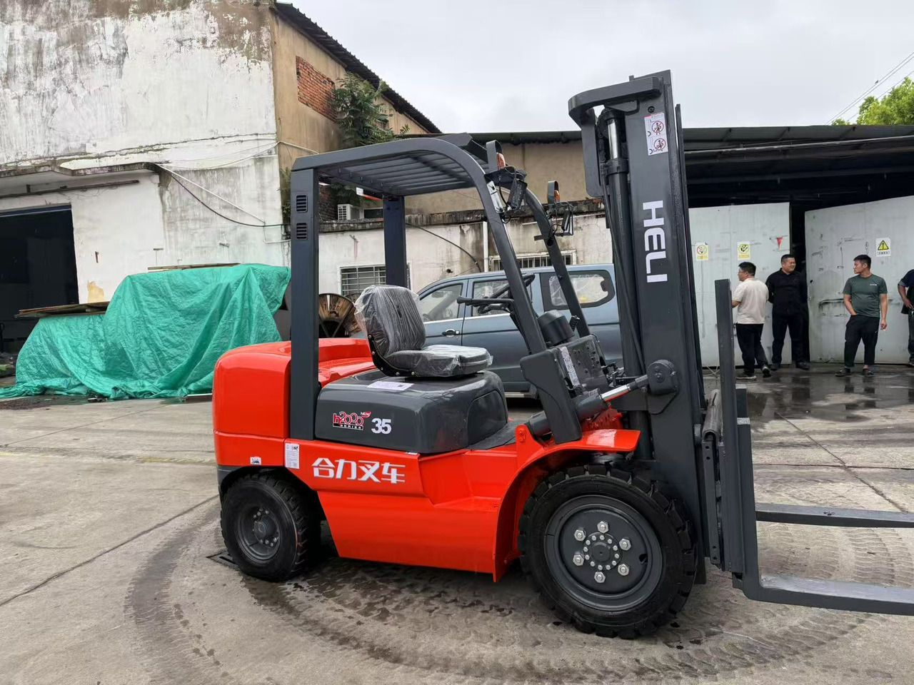 HELI FD35 - Diesel forklift: picture 2 HELI FD35 - Diesel forklift: picture 2