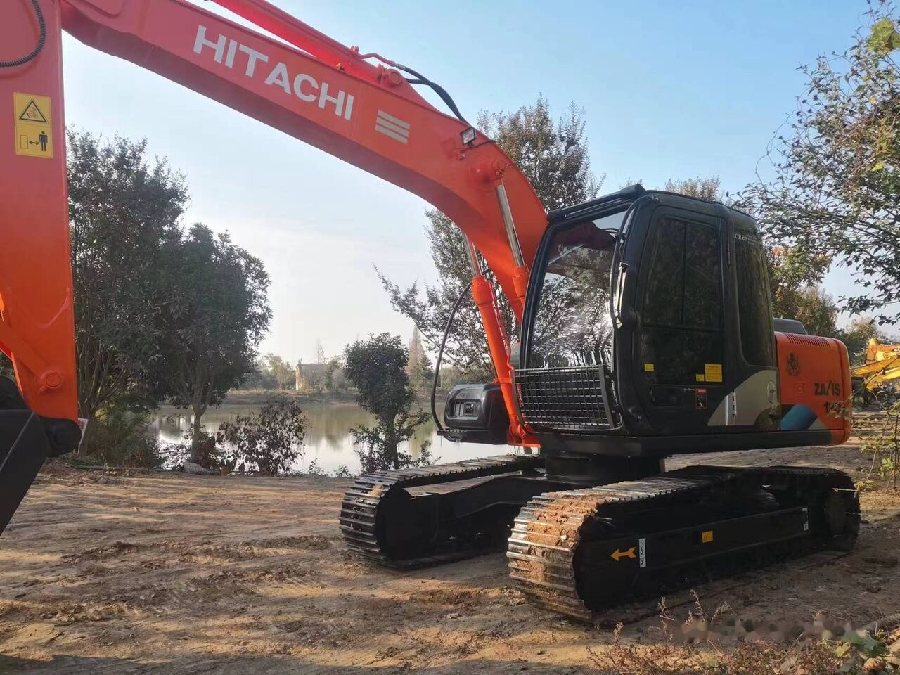 Hitachi ZX120 - Crawler excavator: picture 4 Hitachi ZX120 - Crawler excavator: picture 4