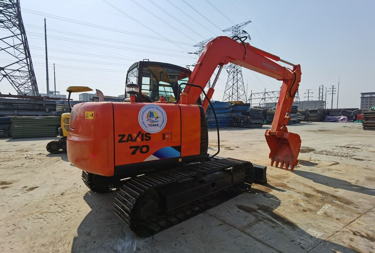 Hitachi ZX70 - Mini excavator: picture 3 Hitachi ZX70 - Mini excavator: picture 3