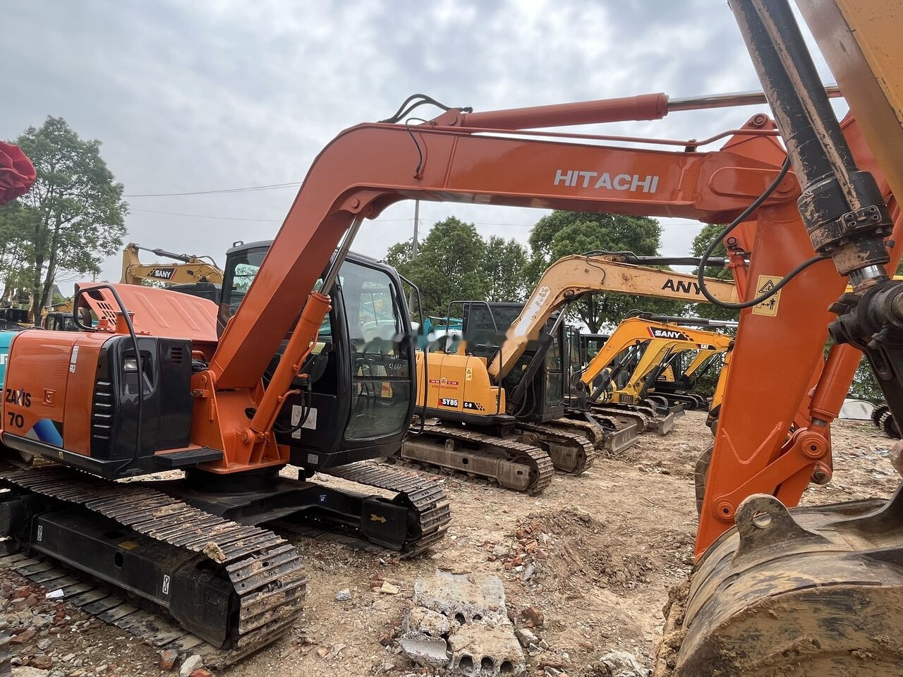 Hitachi ZX70 - Mini excavator: picture 1 Hitachi ZX70 - Mini excavator: picture 1