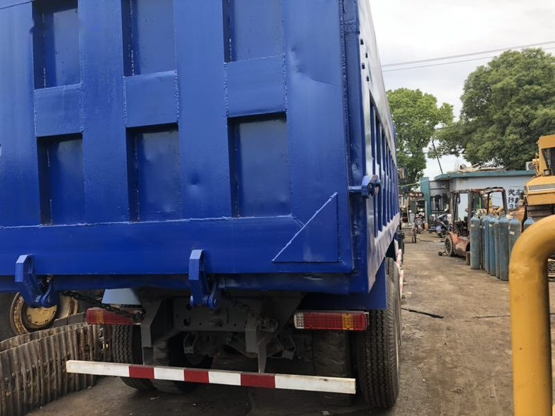 Howo 375 - Tipper: picture 5 Howo 375 - Tipper: picture 5