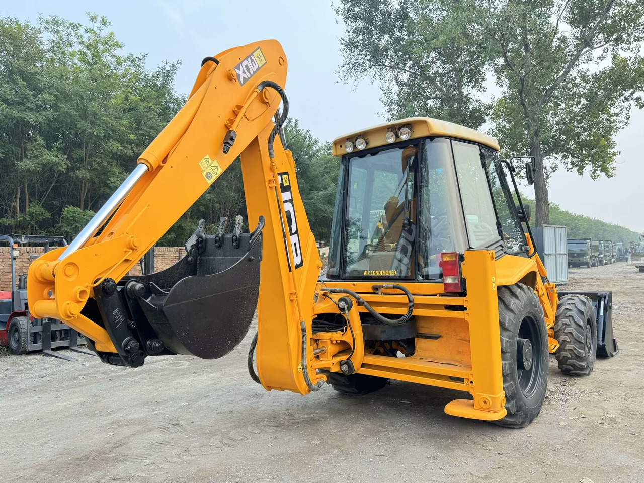 JCB 3CX - Backhoe loader: picture 2 JCB 3CX - Backhoe loader: picture 2