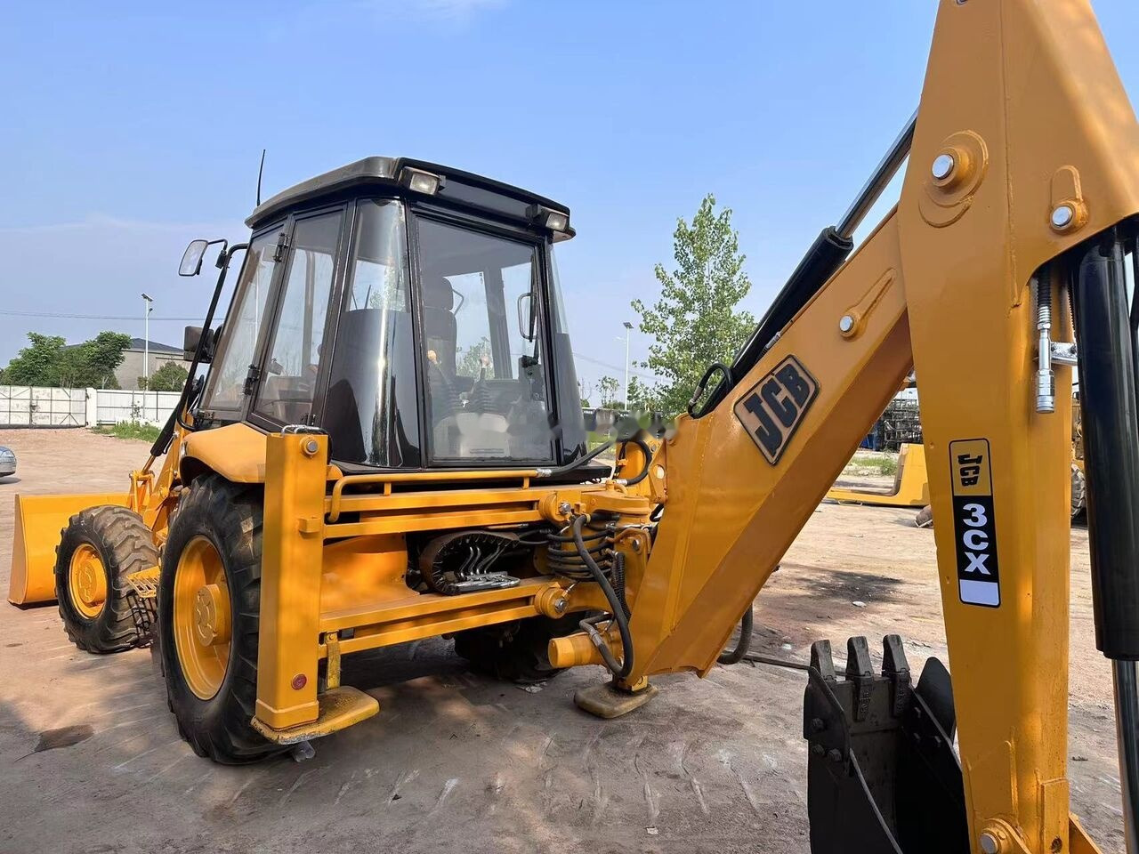 JCB 3CX - Backhoe loader: picture 3 JCB 3CX - Backhoe loader: picture 3