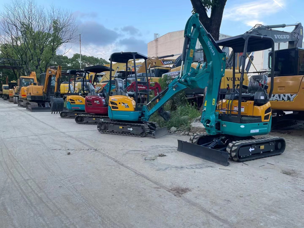 KUBOTA U15 - Mini excavator: picture 1 KUBOTA U15 - Mini excavator: picture 1