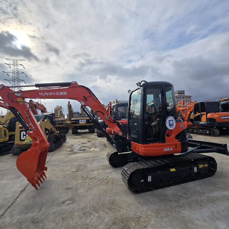 KUBOTA U55-4 - Mini excavator: picture 1 KUBOTA U55-4 - Mini excavator: picture 1