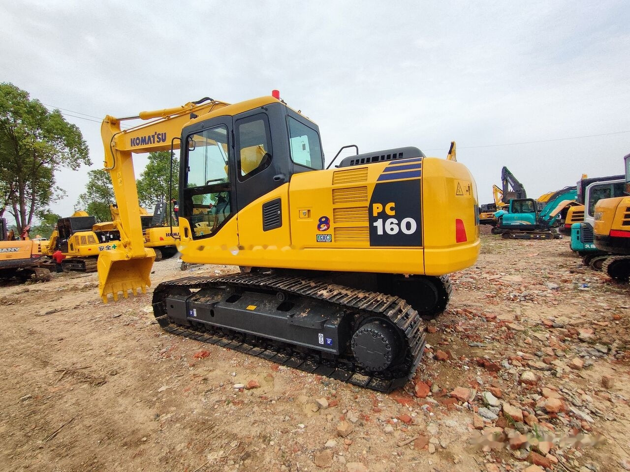 Komatsu PC160LC-7 - Crawler excavator: picture 2 Komatsu PC160LC-7 - Crawler excavator: picture 2