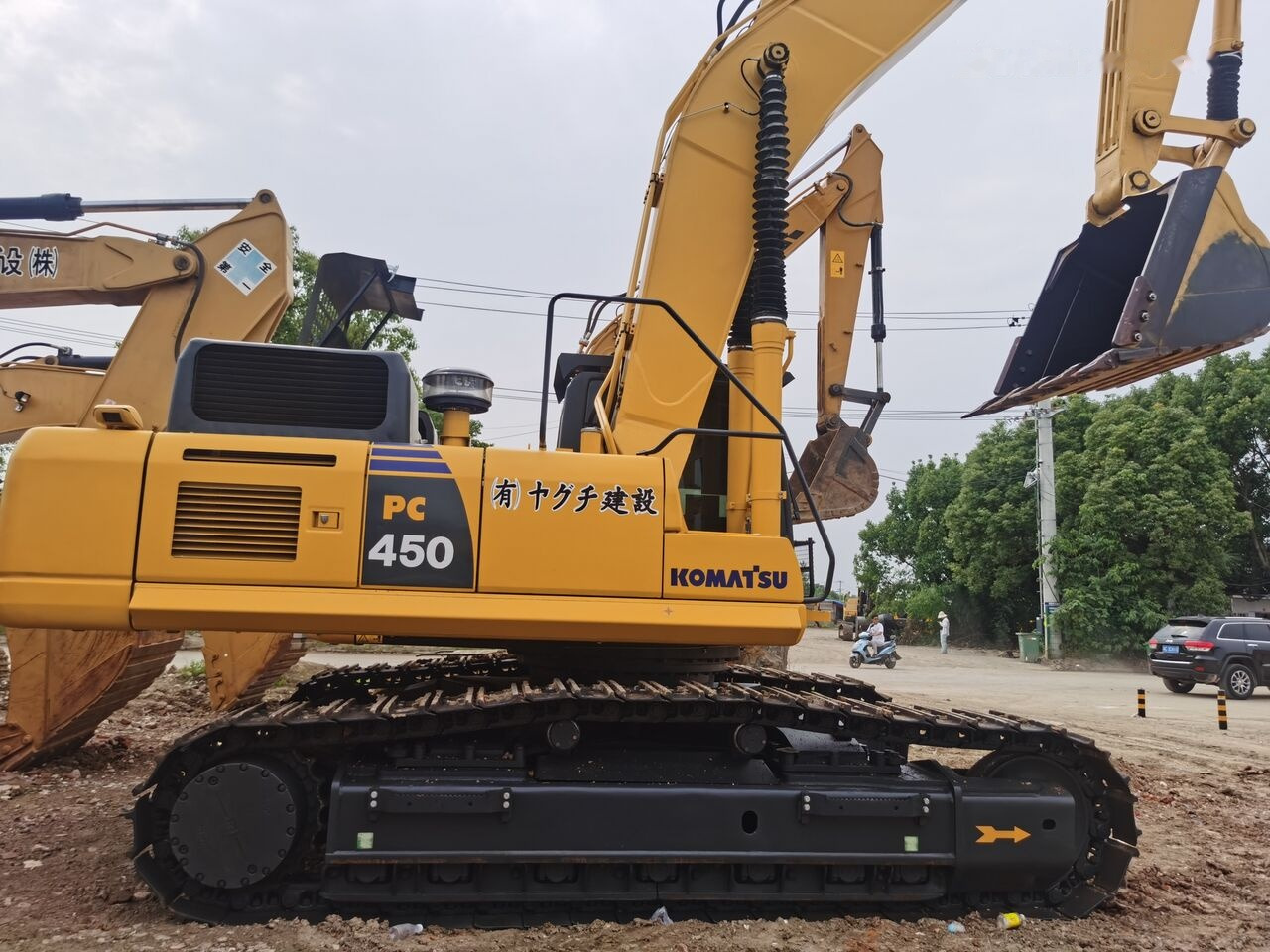 Komatsu PC450-8 - Crawler excavator: picture 4 Komatsu PC450-8 - Crawler excavator: picture 4