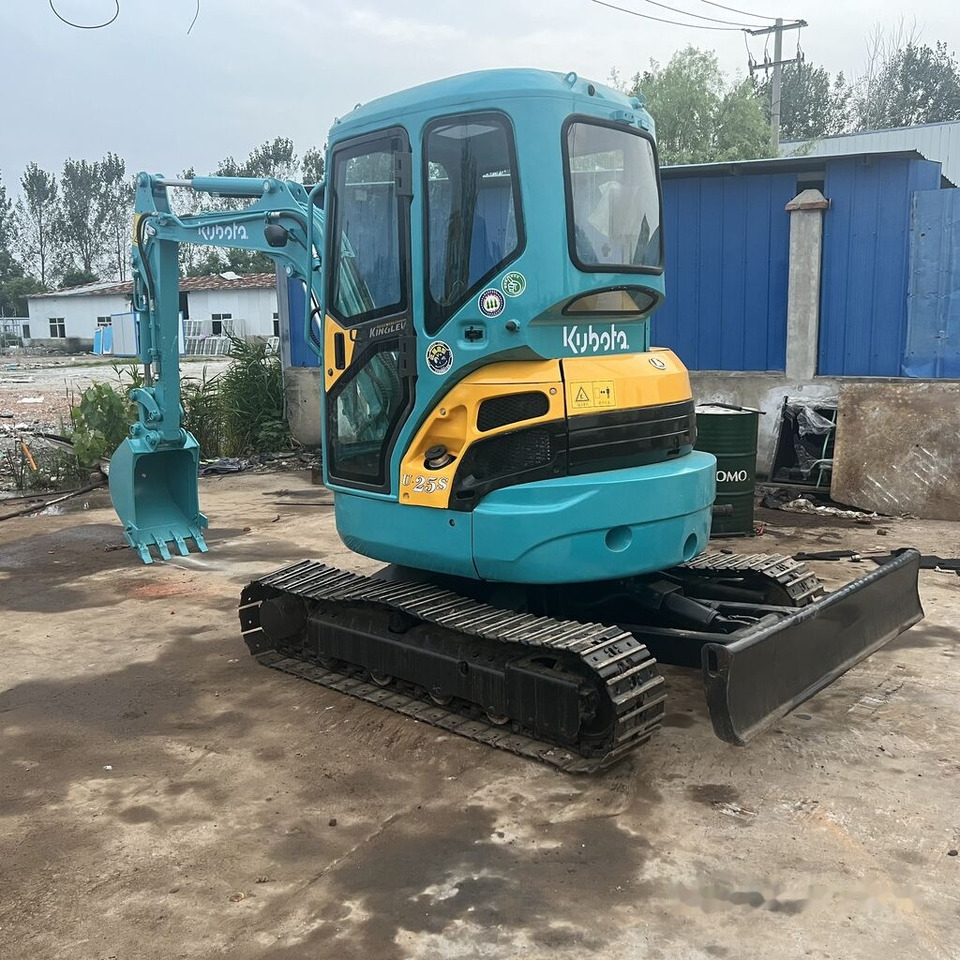 Mini excavator Kubota U25S: picture 8