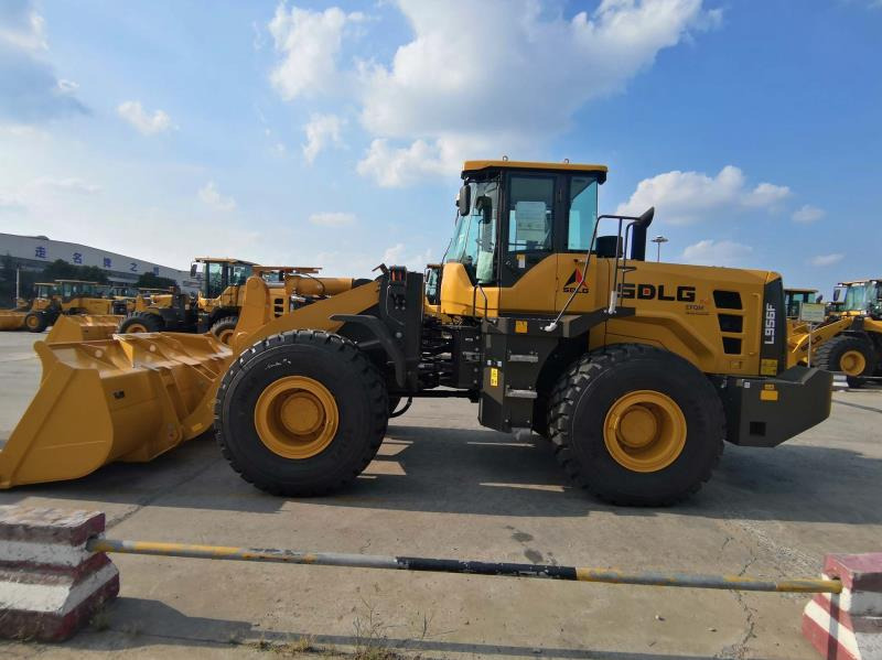SDLG 956F - Wheel loader: picture 1 SDLG 956F - Wheel loader: picture 1