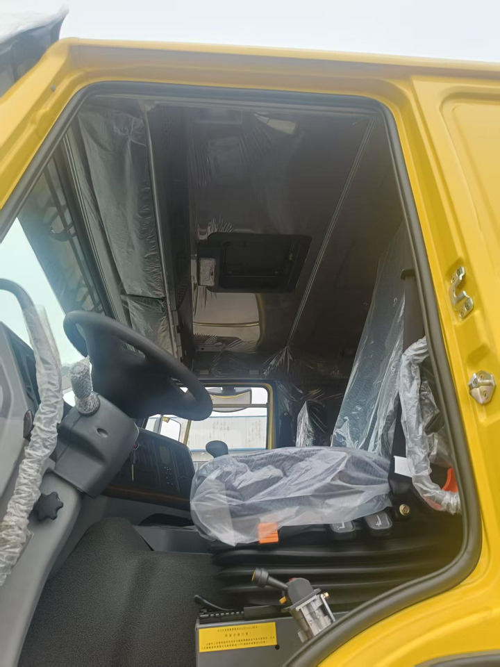 Tipper SINOTRUK HOWO 6x4: picture 10