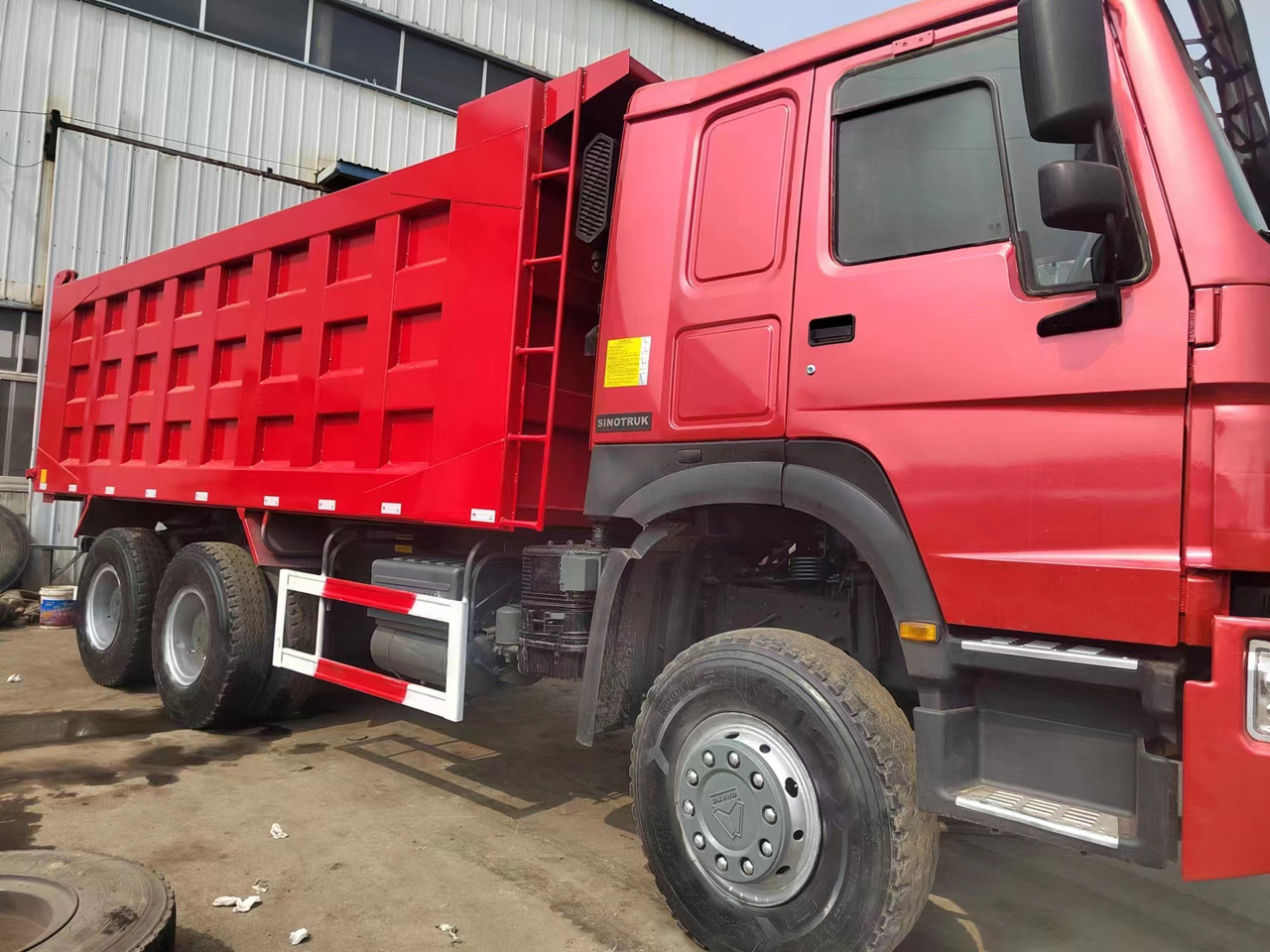 SINOTRUK Howo - Tipper: picture 4 SINOTRUK Howo - Tipper: picture 4