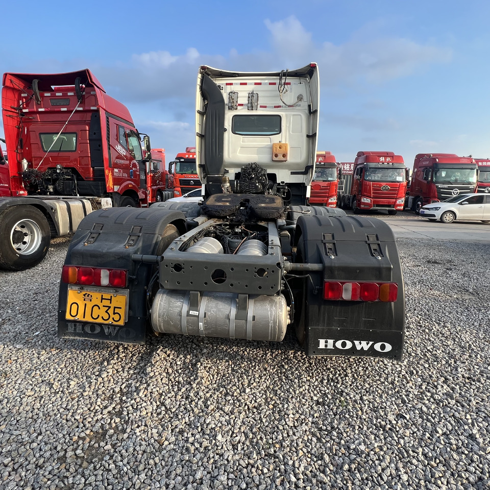 SINOTRUK HOWO - Tractor truck: picture 4 SINOTRUK HOWO - Tractor truck: picture 4