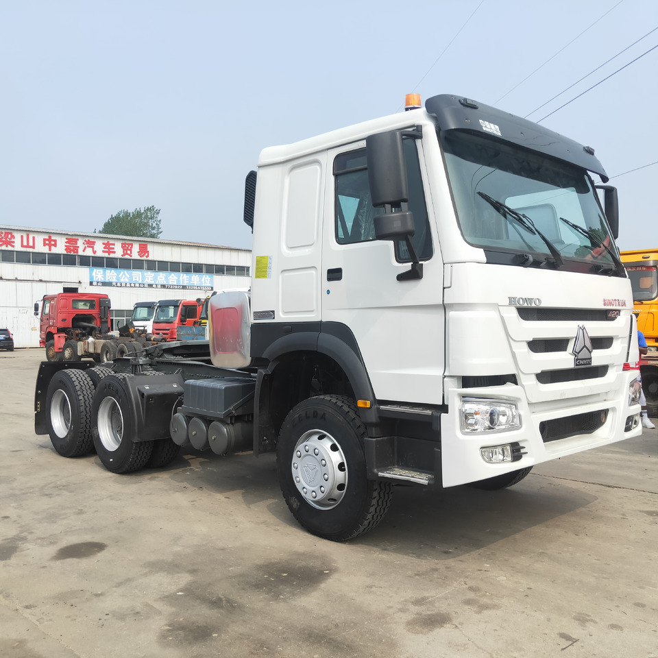 SINOTRUK HOWO - Tractor truck: picture 1 SINOTRUK HOWO - Tractor truck: picture 1