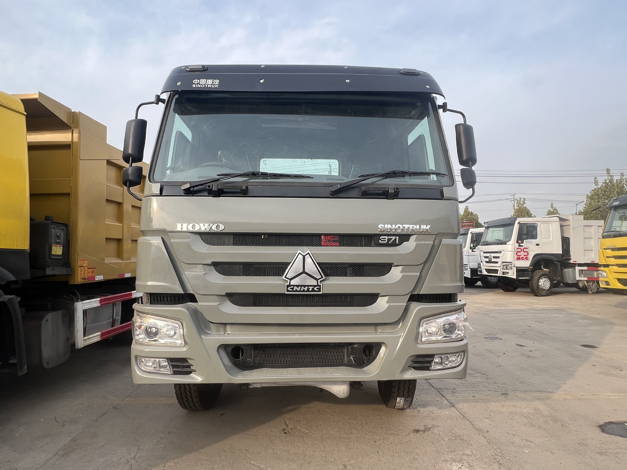 SINOTRUK HOWO - Tractor truck: picture 3 SINOTRUK HOWO - Tractor truck: picture 3