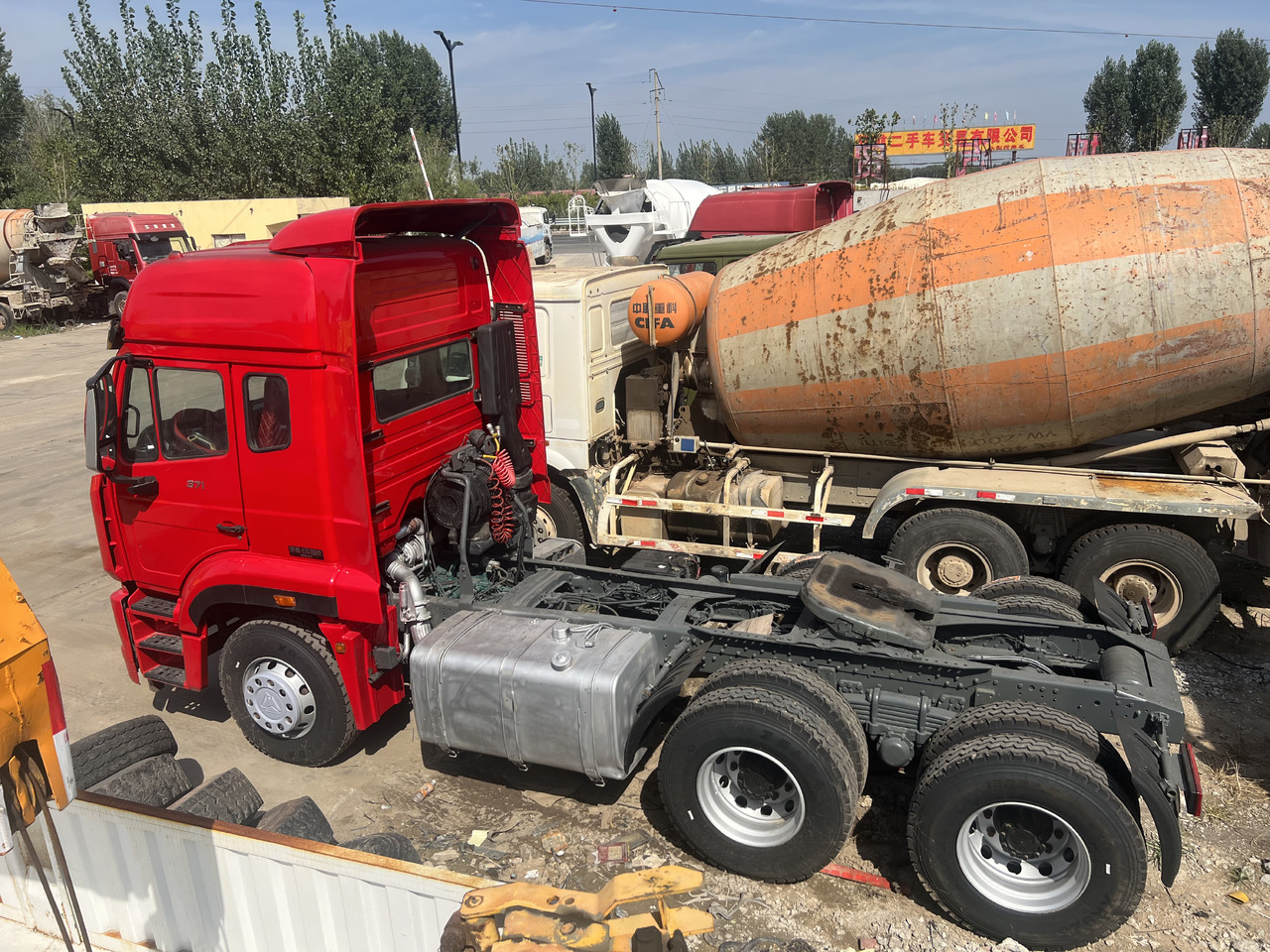 Tractor truck SINOTRUK HOWO trailer head: picture 6 Tractor truck SINOTRUK HOWO trailer head: picture 6
