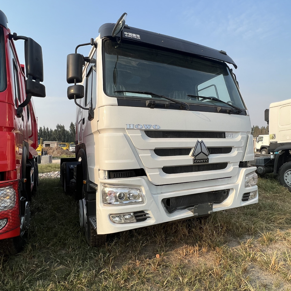 SINOTRUK HOWO tralier head - Tractor truck: picture 4 SINOTRUK HOWO tralier head - Tractor truck: picture 4
