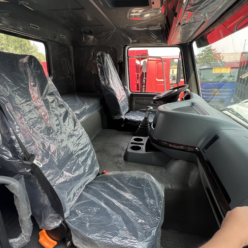 SINOTRUK HOWO tralier head - Tractor truck: picture 2 SINOTRUK HOWO tralier head - Tractor truck: picture 2