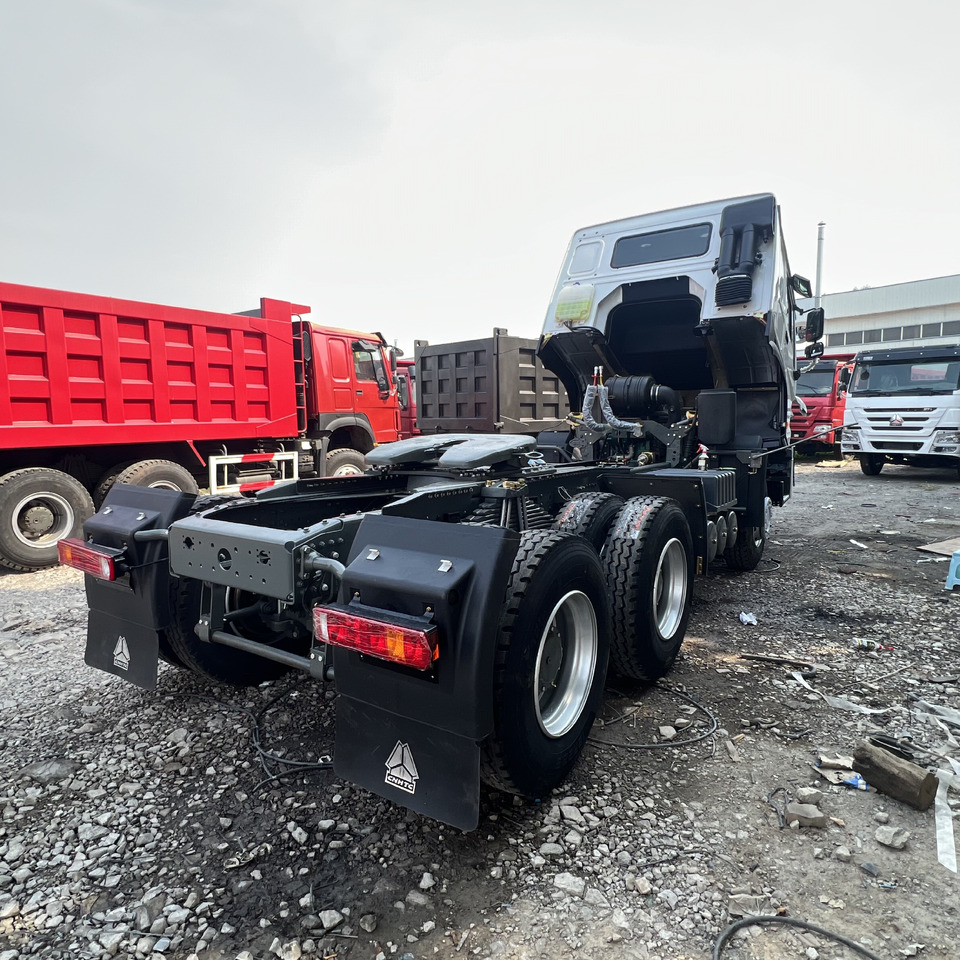 SINOTRUK HOWO tralier head - Tractor truck: picture 5 SINOTRUK HOWO tralier head - Tractor truck: picture 5