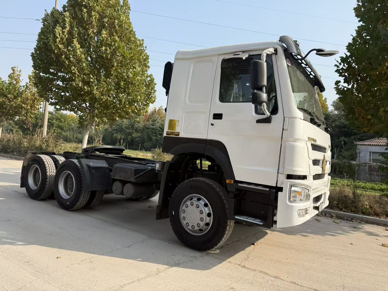 SINOTRUK Howo tractor head - Tractor truck: picture 5 SINOTRUK Howo tractor head - Tractor truck: picture 5